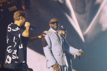 Showtek et Gims sur la scène de Fun Radio Ibiza Experience