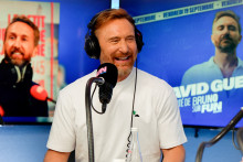 David Guetta se fait surprendre par Philippe Caverivière sur Fun Radio