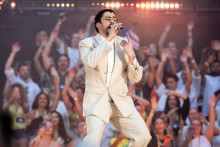 Bad Bunny lors de son concert à Marseille