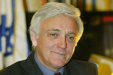 Elie Barnavi en 2002.