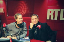 Sidonie Bonnec et Thomas Hugues dans le studio de La Curiosité...