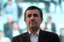 Mahmoud Ahmadinejad a été remplacé à la tête de l'Iran par le modéré Hassan Rohani en juin 2013 (archives).