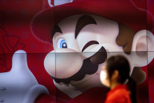 La figure du jeu vidéo Mario, au sein du Nintendo Store de Tokyo