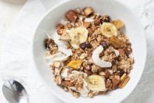 Avec des flocons d'avoine et des fruits, réalisez vos céréales maison