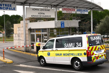 Une ambulance arrive dans un hôpital de Montpellier (illustration)