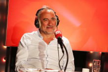 Antoine Duléry dans "Les Grosses Têtes"