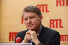 Vincent Peillon dans le studio de RTL, le 10 janvier 2017