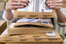 Des colis Amazon (illustration)