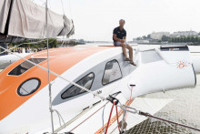 Thomas Coville sur son voilier le 25 juin 2017 à Saint-Nazaire.