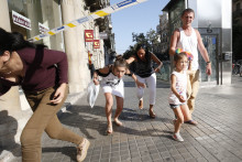 Des passants fuyant La Rambla, à Barcelone, le 17 août 2017