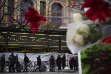 La devanture du Bataclan où 89 personnes ont été tuées lors de la prise d'otages le 13 novembre 2015