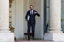 Édouard Philippe sortant de l'Élysée, le 22 novembre 2017