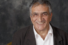 Xavier Emmanuelli, fondateur du Samu Social, le service médical d'urgence pour sans-abri