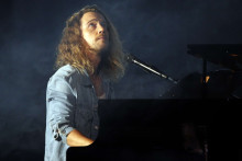 Julien Doré, lors de la 32ème cérémonie des Victoires de la musique en 2017