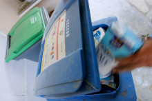 Des poubelles de tri sélectif (Illustration)