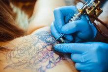 Le tatouage est-il addictif ?