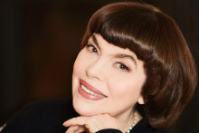 Mireille Mathieu sortira le double album "Cinéma" le 4 octobre 2019