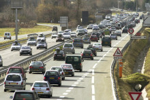 Des automobilistes sur la route nationale N90 (image d'illustration)