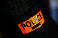 Un brassard de police. (Illustration)