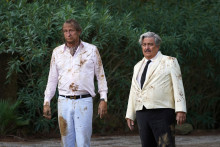 Benoît Poelvoorde et Christian Clavier dans "Mystère à St-Tropez"