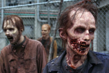 Les zombies de la série "The Walking Dead"