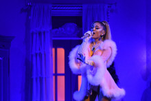 2 - Ariana Grande