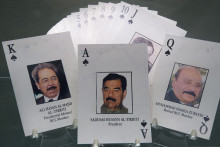 Le jeu de cartes donné à la population irakienne pour inciter à la délation