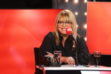 Caroline Diament dans Les Grosses Têtes