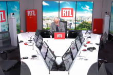 Pascal Praud dans "Les Auditeurs ont la parole" le 24 février 2022