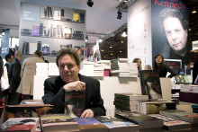 Douglas Kennedy au salon du livre en 2014