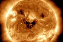 La photographie du Soleil qui sourit.