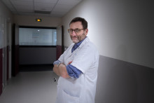 Mathias Wargon est le chef du service des urgences de l'hôpital Delafontaine de Saint-Denis