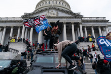 Des manifestants lors de l'assaut du Capitole, le 6 janvier 2021.