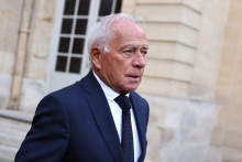 Le sénateur François Patriat.