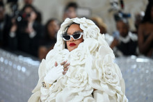 La chanteuse Rihanna lors du Met Gala 2023, ce lundi 1er mai