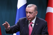 Recep Tayyip Erdogan lors d'une conférence de presse samedi 17 mars.