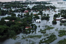 Inondations à Ayolas au Paraguay le 3 novembre 2023, attribuées au phénomène El Niño
