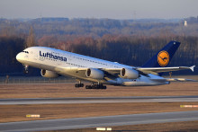 Un avion Airbus A380 de la compagnie Lufthansa (image d'illustration).