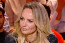 Adriana Karembeu dans l'émission "Quelle Époque" ce samedi 4 mai.