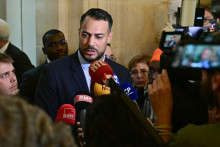 Le député de La France Insoumise (LFI) Sébastien Delogu a déployé un drapeau palestinien lors de la séance de questions au gouvernement le mardi 28 mai.
