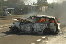 Des voitures, des poubelles et des palettes ont été incendiées en Martinique.