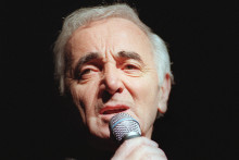 Charles Aznavour à 1997 à Paris