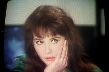 Isabelle Adjani sur le plateau de TF1 en 1987