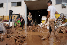 La ville de Paiporta, en Espagne, recouverte de boue après les inondations meurtrières de 2024