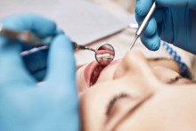 listing-quelle-est-la-difference-entre-un-dentiste-et-un-endodontiste-sana-oris-scaled