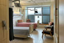 Des chambres d'un hôpital de Tel Aviv prêtes à accueillir les otages libérés par le Hamas, en janvier 2025