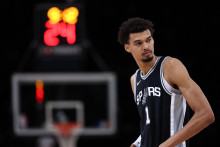 Victor Wembanyama lors du premier des deux matchs NBA à Paris.