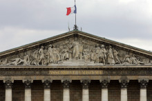 Fronton de l'Assemblée nationale à Paris.