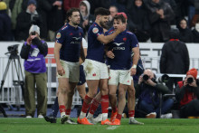 Romain Ntamack retrouve sa place en charnière avec Antoine Dupont face aux Irlandais