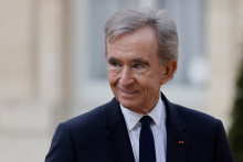 Bernard Arnault, PDG de LVMH, arrive à l'Elysée à Paris, le 6 mai 2024.